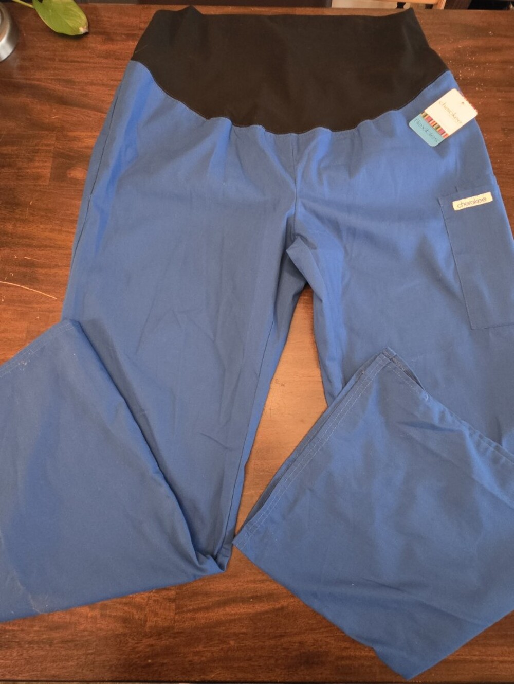 NWT Cherokee Flexibles Maternity Mid-Rise Knit Waist Scrub Pants - Size M Royal